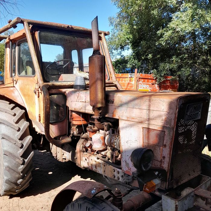 Трактор МТЗ 80 с дискова брана 2,80 м.