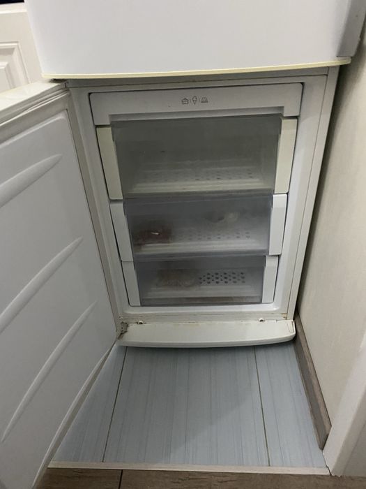 Холодильник в отличном состоянии