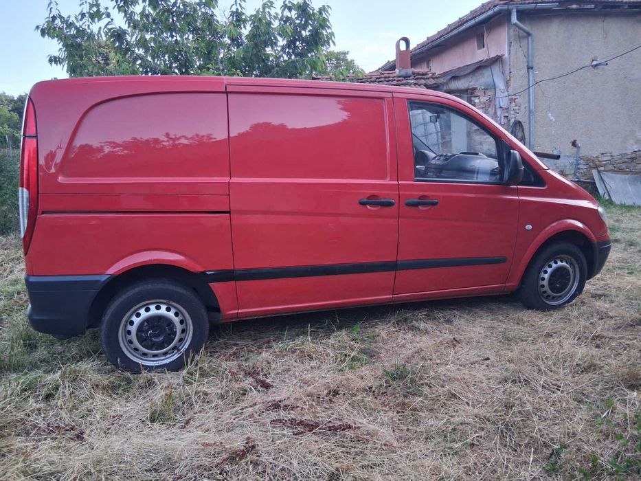 Mercedes benz VITO 109