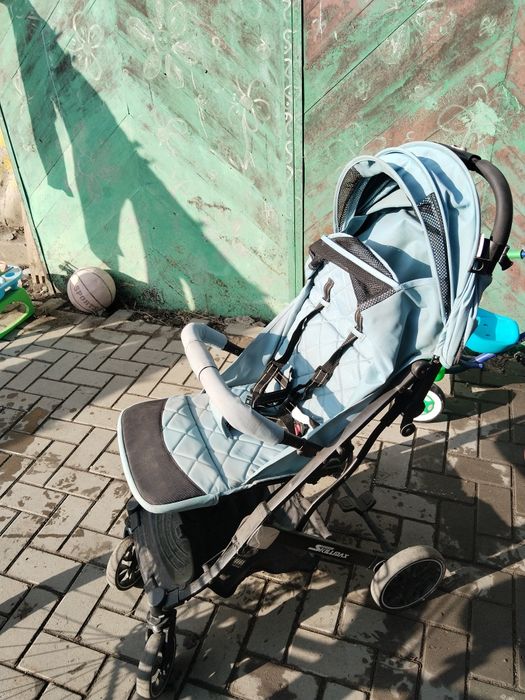 Продам детскую коляску