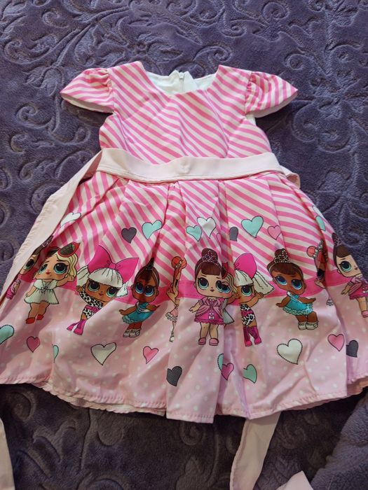 Дрехи за момичее