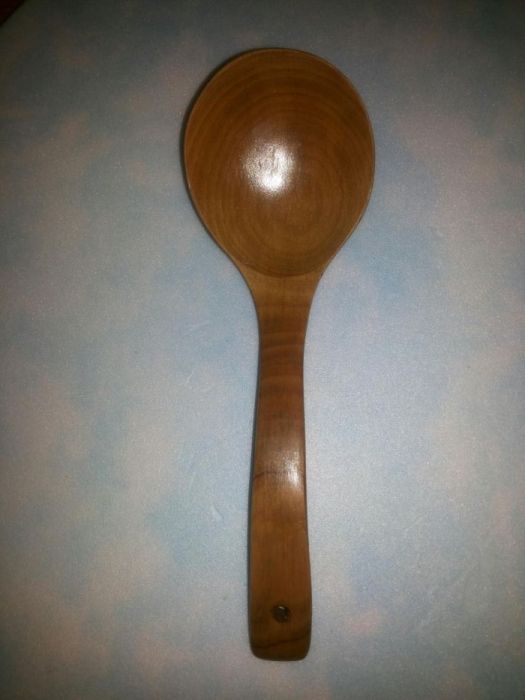 Половник (черпак) деревянный новый