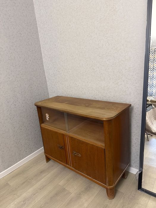 Продам деревянный комод