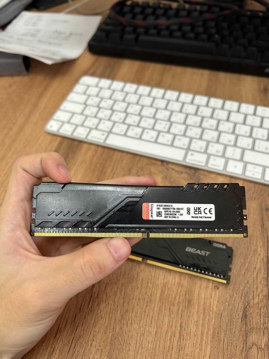 Kingston FURY Beast Black [KF432C16BBK2/16]