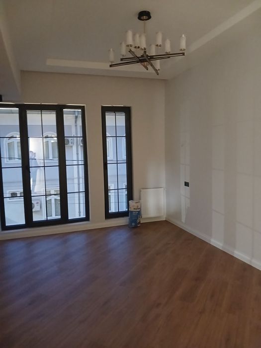 Yakkasaroyda salamatinani yonida yengi zor uy sotiladi ulgirip qolila