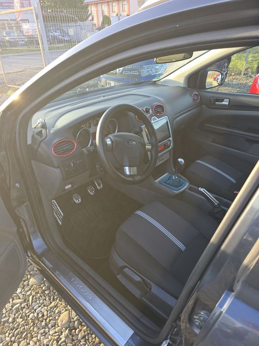 Ford focus 2 2011