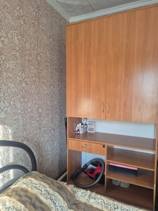 Отдам даром шкаф