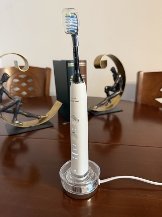 Philips Sonicare DiamondClean 9000, Alb