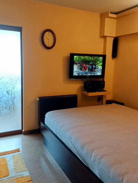 Apartament Calea Calarasilor vedere Catedrala !