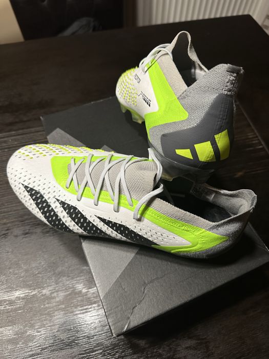 Ghete Fotbal Adidas PREDATOR ACCURACY.1 L AG