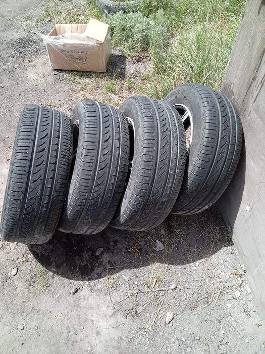 Продам колеса летние R 16 215/60