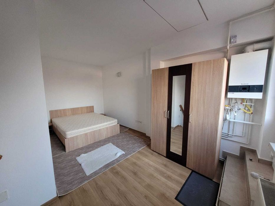 inchiriez ap. 2 camere cu terasa