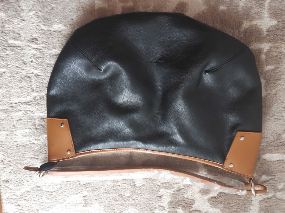 Нови чанти 2бр ест.кож