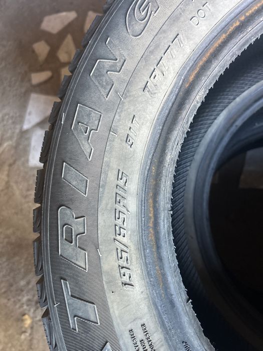 Продам бу Шины зимние 195/65R15