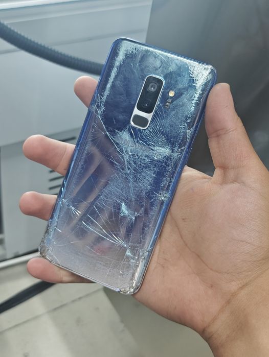 Самсунг с9+ 64гб