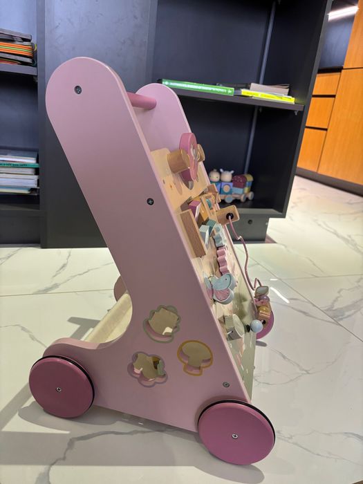 Little Dutch проходилка