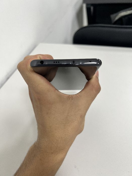 Redmi note 14 pro  kelishladi obmen bor variantga qarab