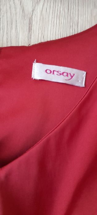 Vând rochie in stare foarte bună!