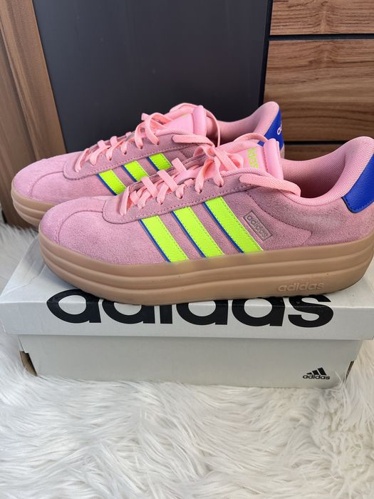 Оригинални маратонки adidas