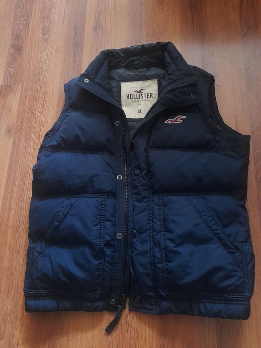 HOLLISTER мъжки елек L размер .