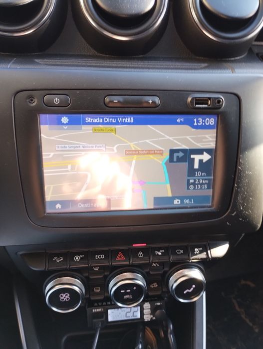Navigatie  originala Dacia Duster
