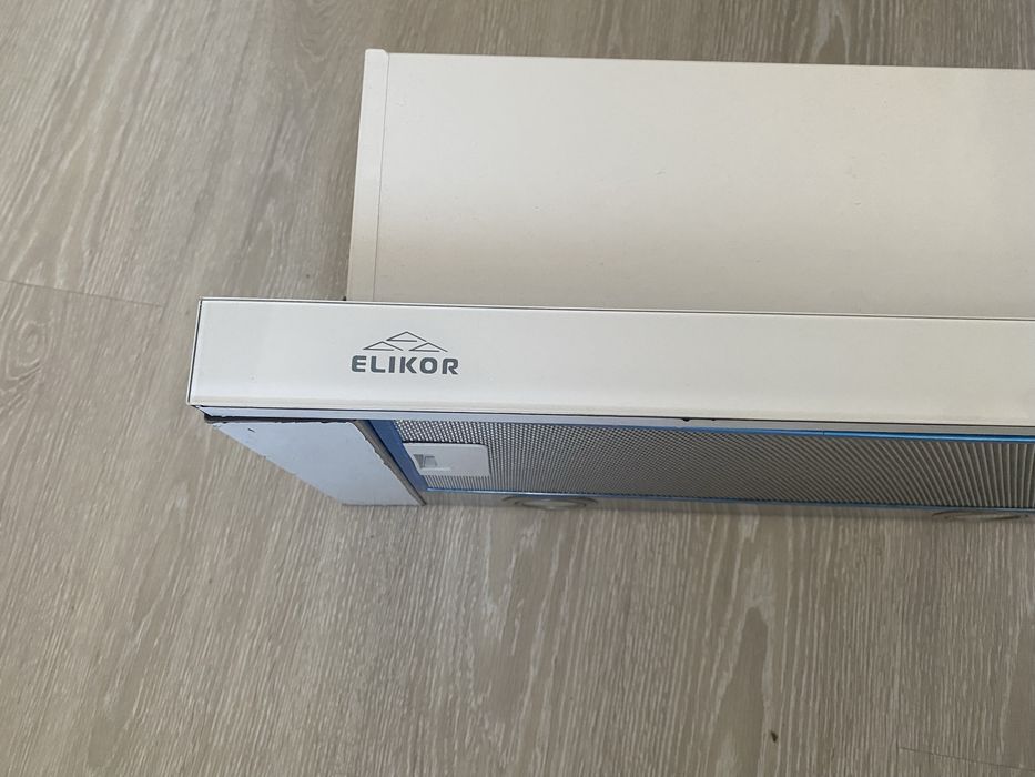 Вытяжка ELIKOR (GLASS 60Н-400-В2Д)