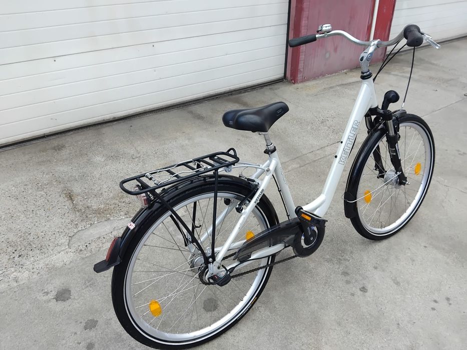 Vând bicicleta din aluminiu pentru damă