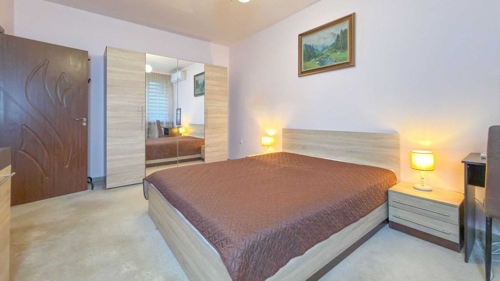 Продава се Тристаен апартамент в София, Медицинска академия - 74 кв.м за 2275 €/кв.м - Снимка #4