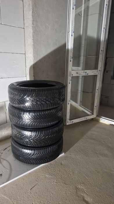 Продам шины. Липучка астана