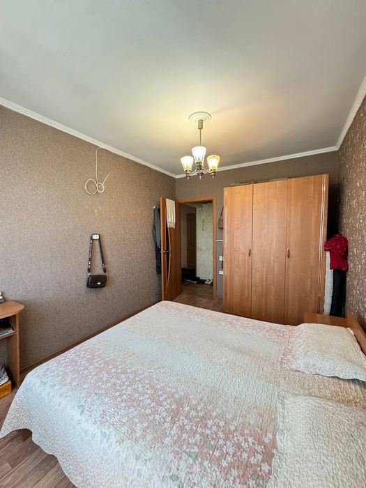 Продается 4 комнатная квартира