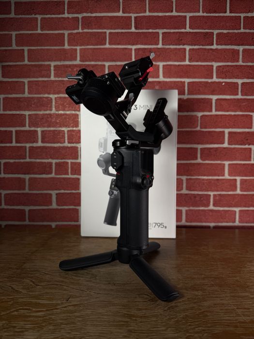 Стабилизатор DJI RS3 mini