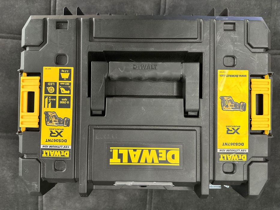 Fierăstrău sabie DeWalt DCS367 XR Brushless 18V – Fără acumulator și încărcător