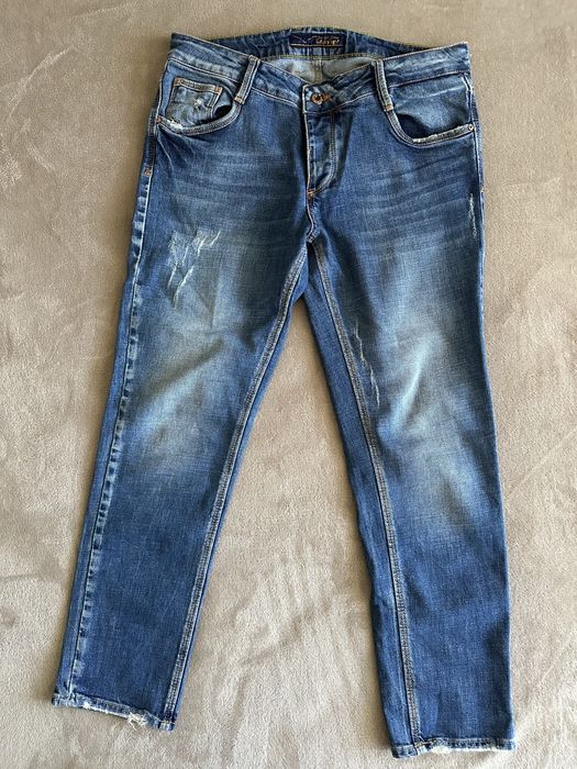 Тъмносини дамски дънки, размер 29