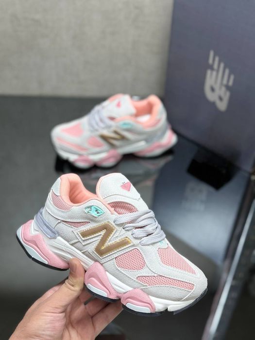 Маратонки New Balance 9060 дамски