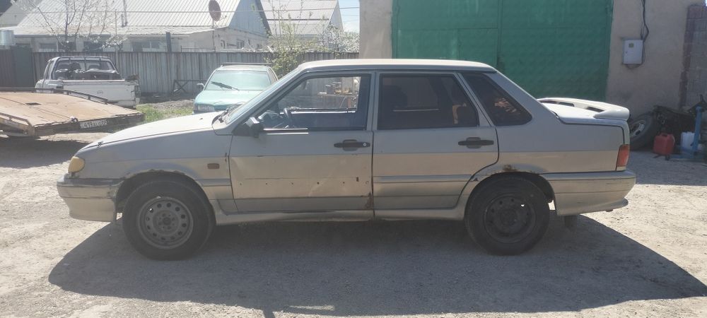 Продам машину ваз 2115
