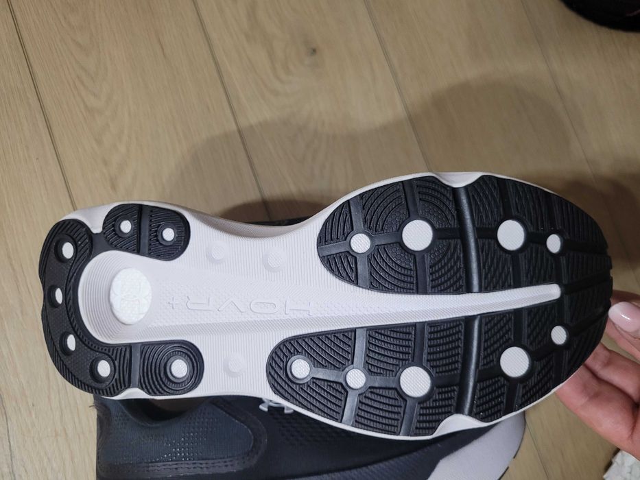 Adidasi noi 37,5 Under Armour