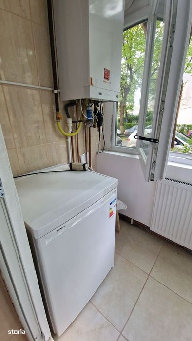 Apartament de 2 camere cu balcon, ideal pentru studenți