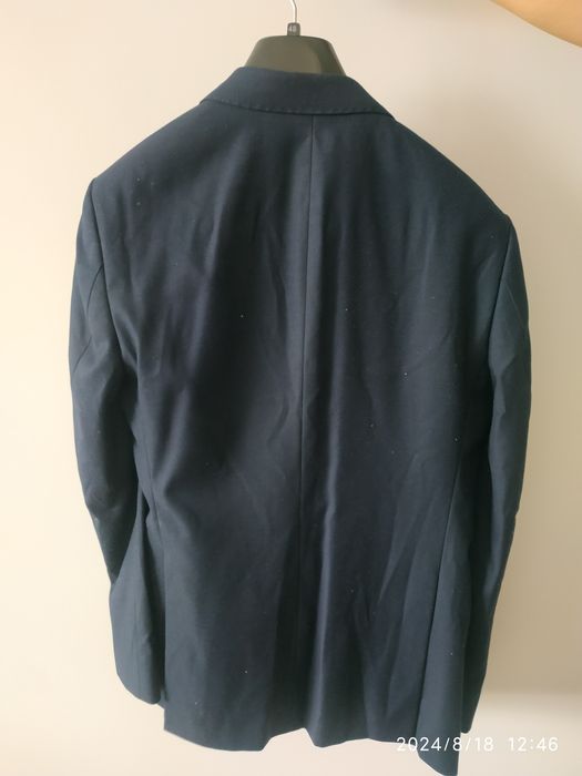 .Продам костюм для подростка