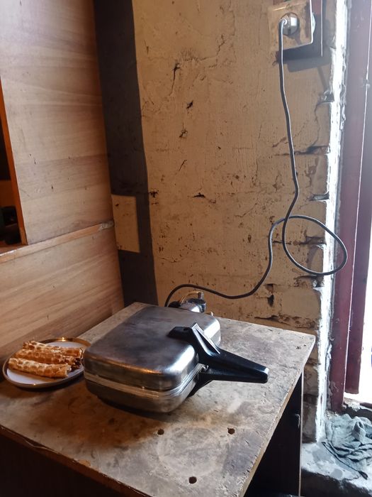 Вафельница читайте внимательно