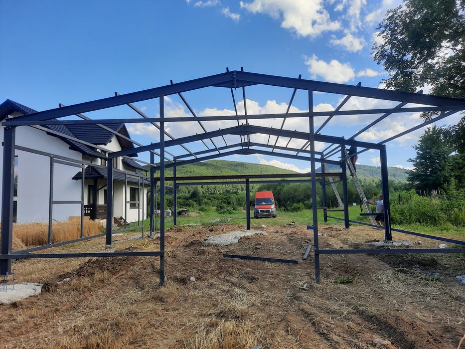 Vand hale metalice lucrăm fără avans