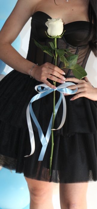 Страхотна бутикова   рокля ,на марката PADAPOLA XS