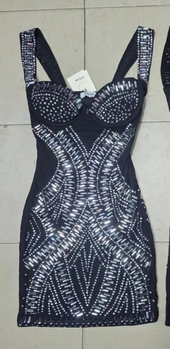 Дамски рокли и комплекти