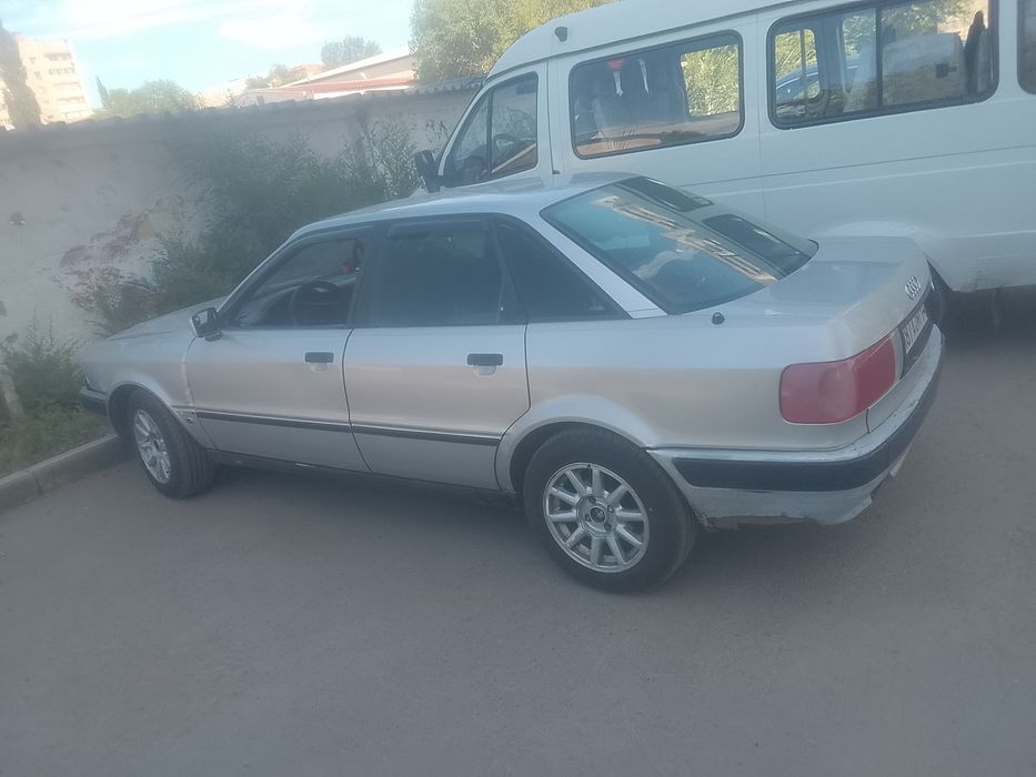 Продам Ауди 80 б 4