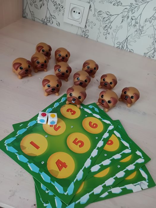 Настольная игра "мопсы сладкоежки"