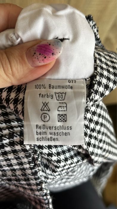 Blugi cu carouri gri