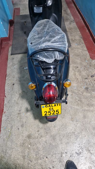 Scuter Electric volta