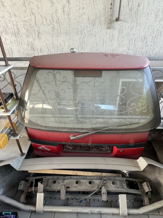 Mitsubishi space Runner
