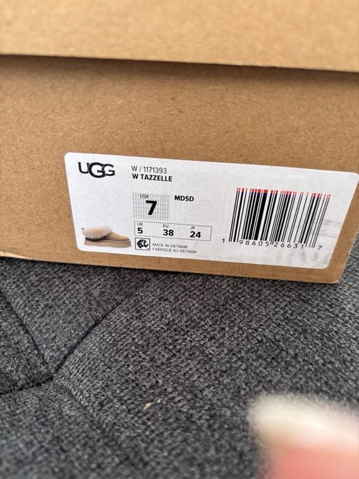 Боти UGG с пух.