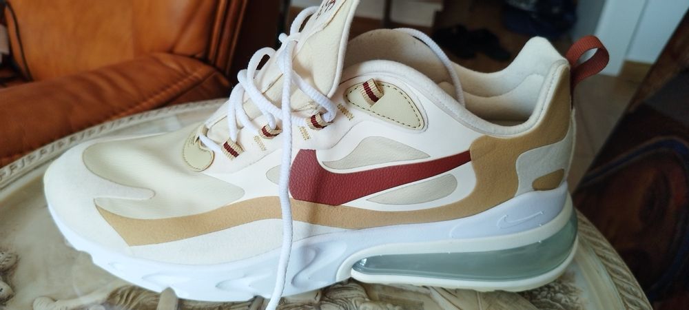 Adidasi nike Air react