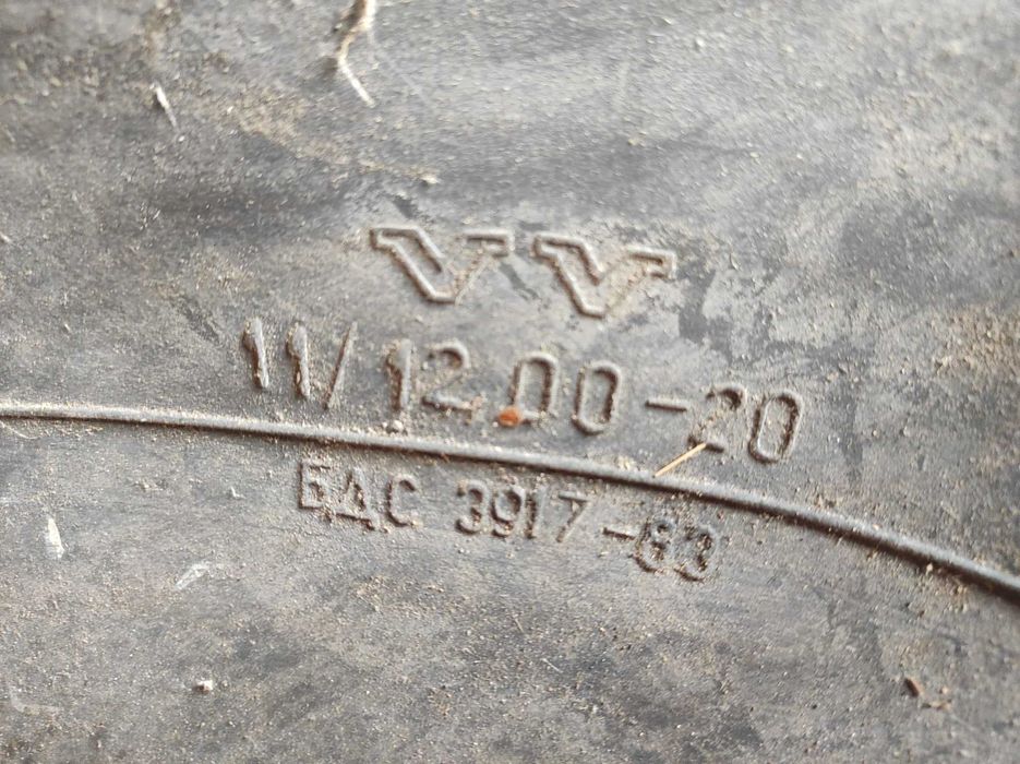 Нови гуми 1100 R20 PR 16